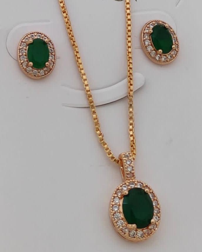 Gold locket Design 3 By New islamabad Jewellers saddar karachi